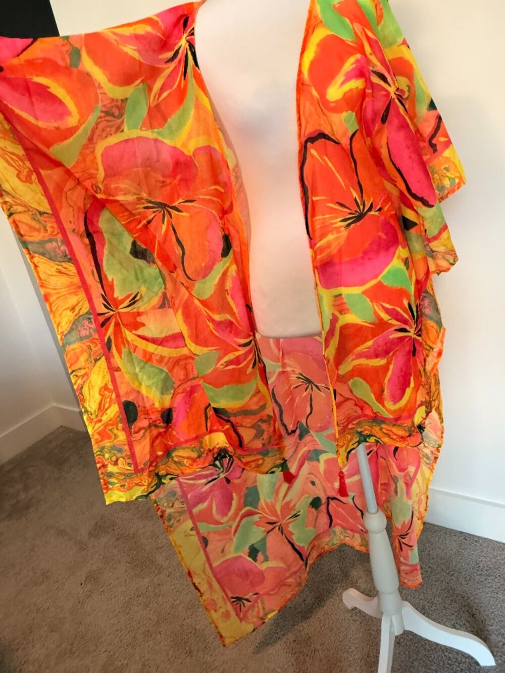 Agua Bendita x Revolve Floral Swim Cover Up Tunic One Size NWT Tassel Kaftan - Picture 5 of 9